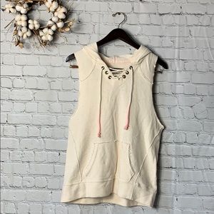 Aeropostale | Cream Hooded Vest